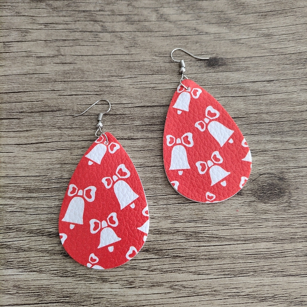 NWT Christmas Faux Leather Earrings